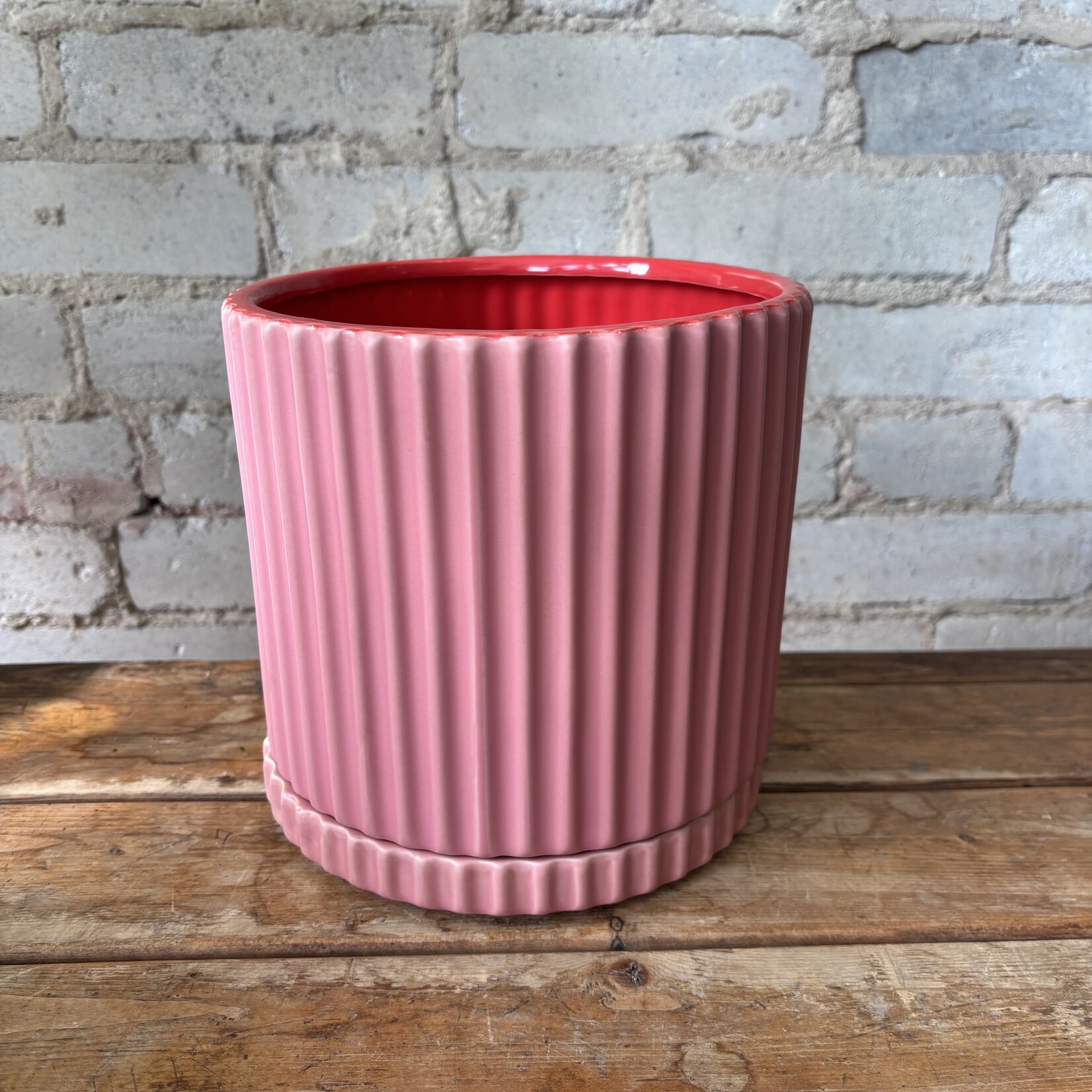 Caris Pot (fits 7") Pink/Red