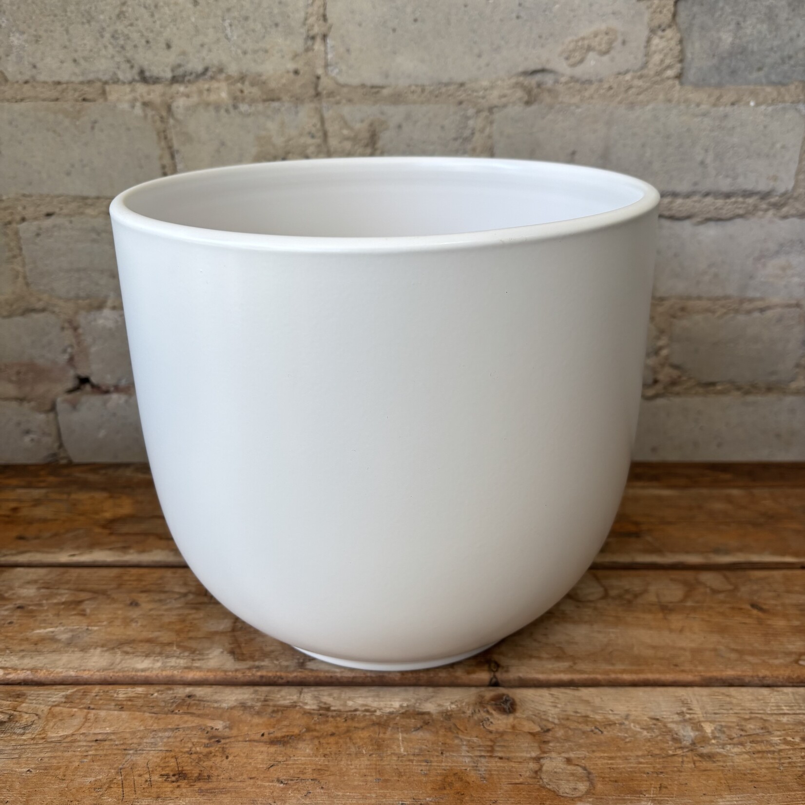 Tusca Pot (Fits 8") White