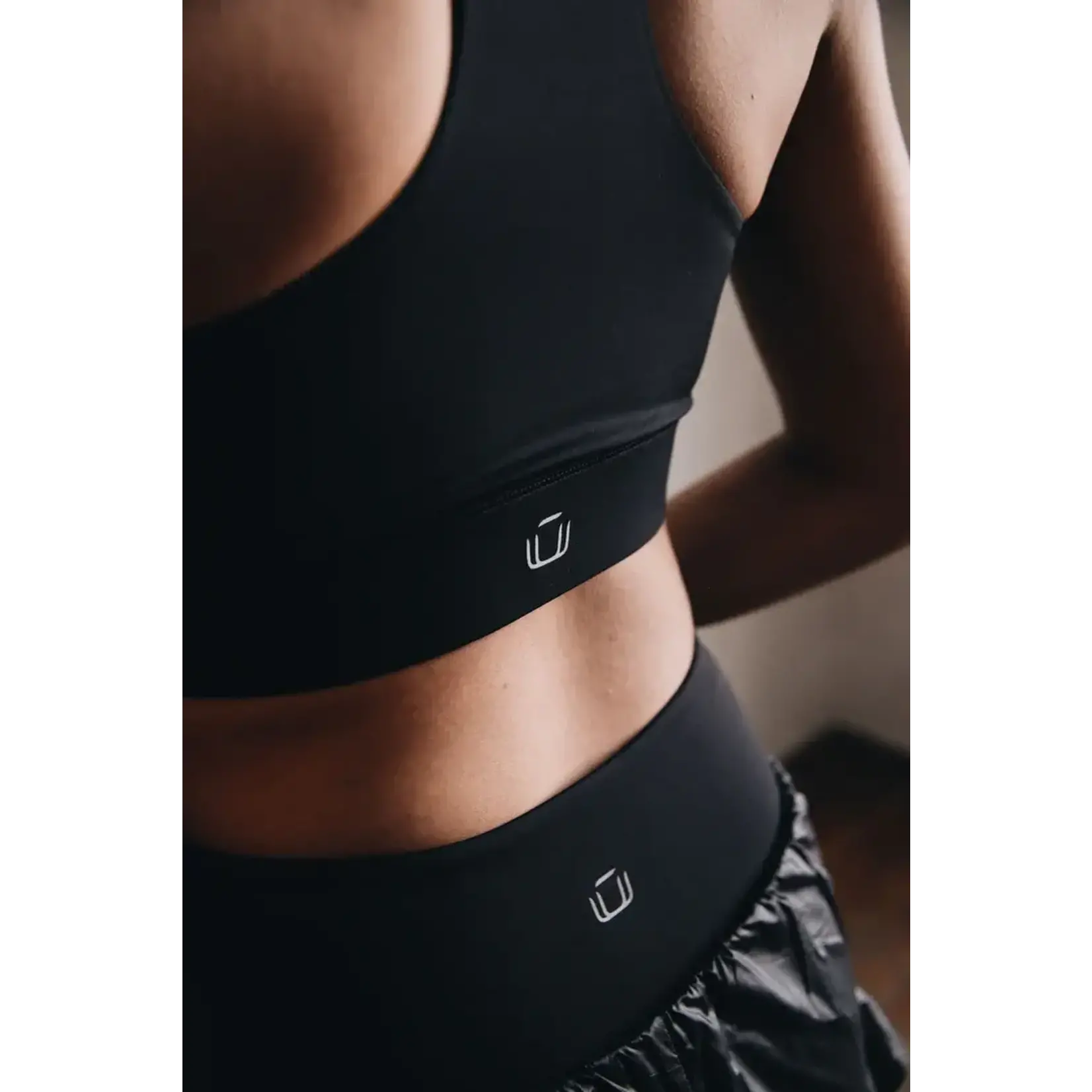 Unit Top básico negro
