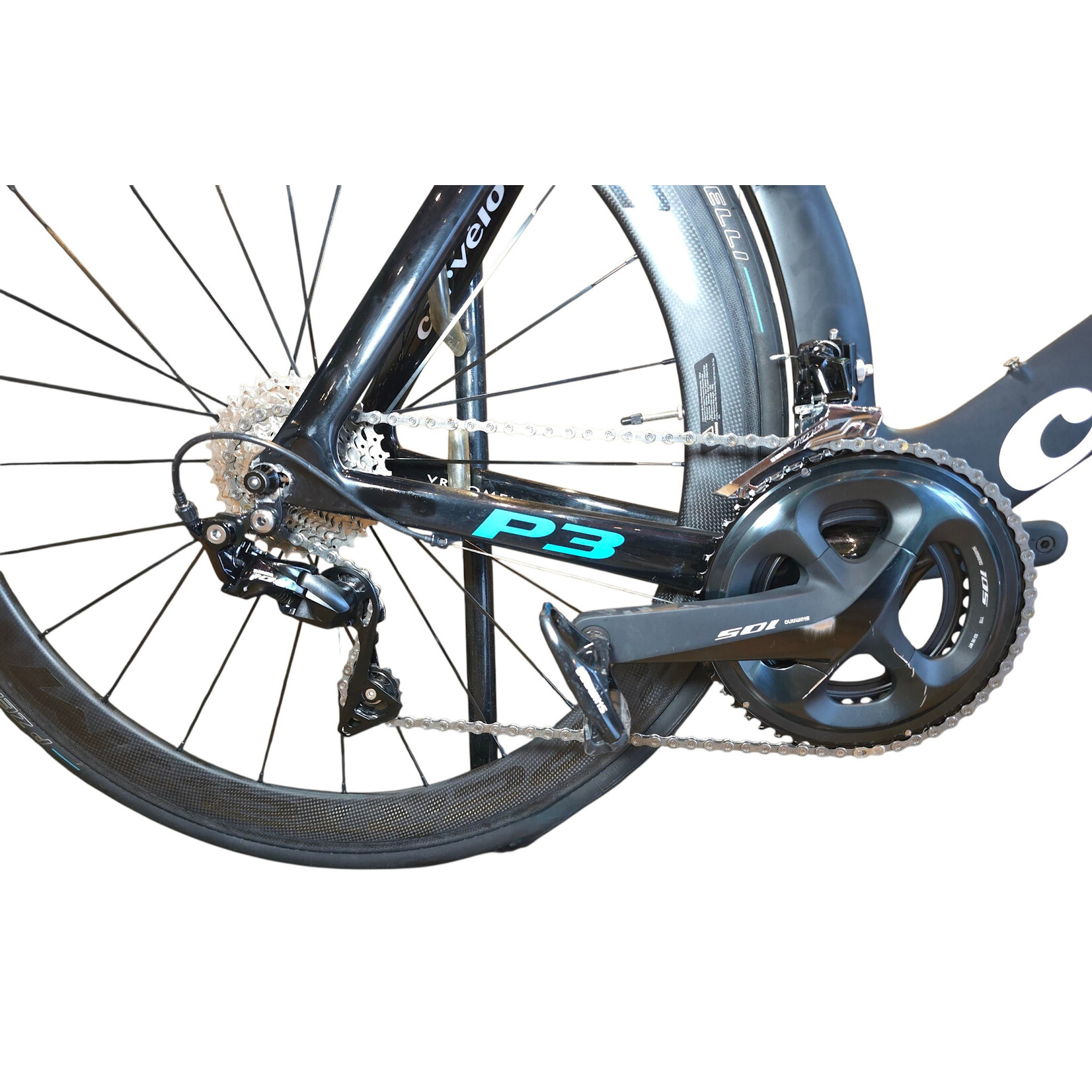 CERVÉLO Bicicleta TT (Triatlón) Semi-nueva Cervélo P3 color Blanca/negra/azul. Talla 58
