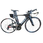 FELT Bicicleta de Triatlón (TT) Felt Full carbon mod. IA16. Año 2018. Color negra/blanco