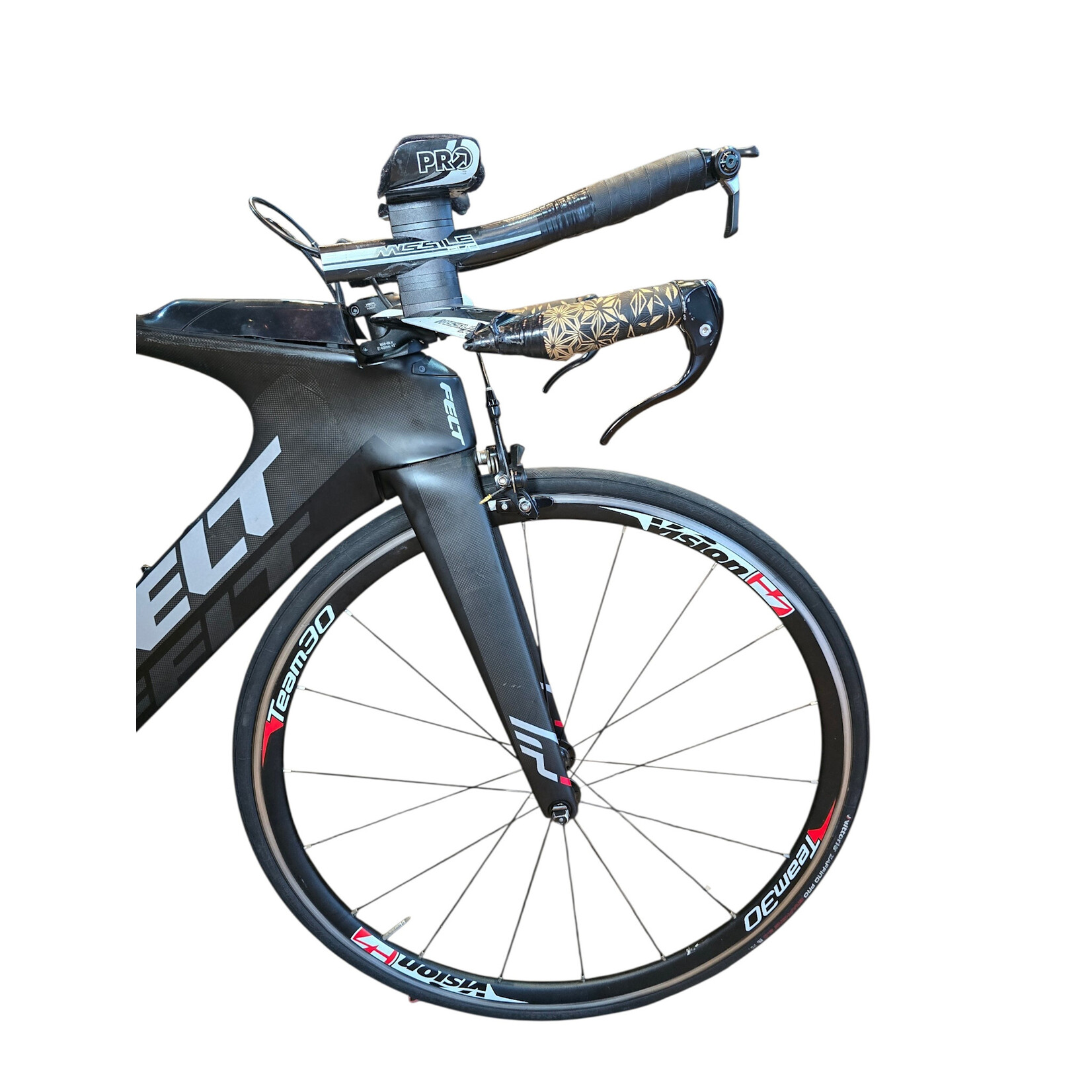 FELT Bicicleta de Triatlón (TT) Felt Full carbon mod. IA16. Año 2018. Color negra/blanco