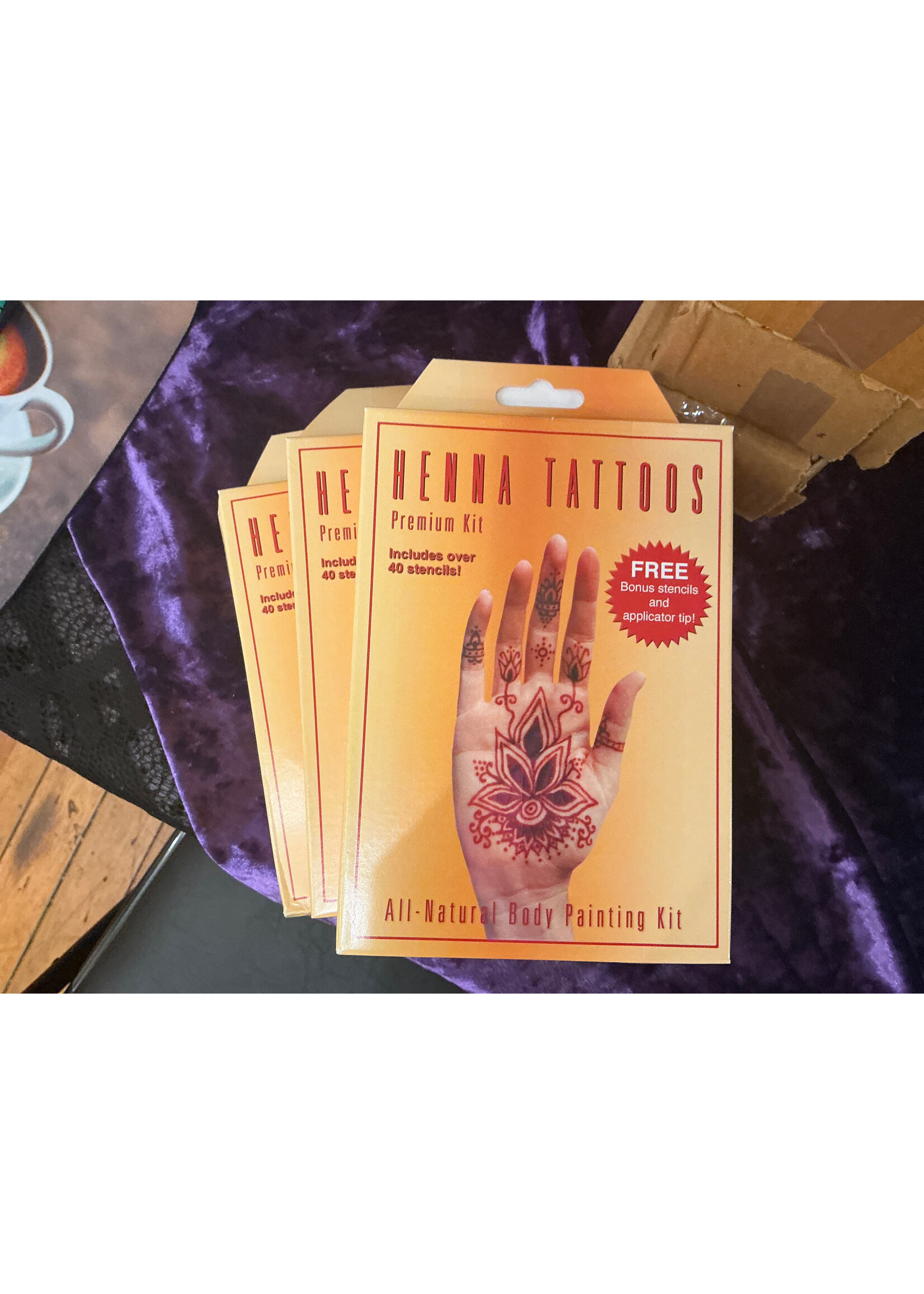 Henna tattoo kit