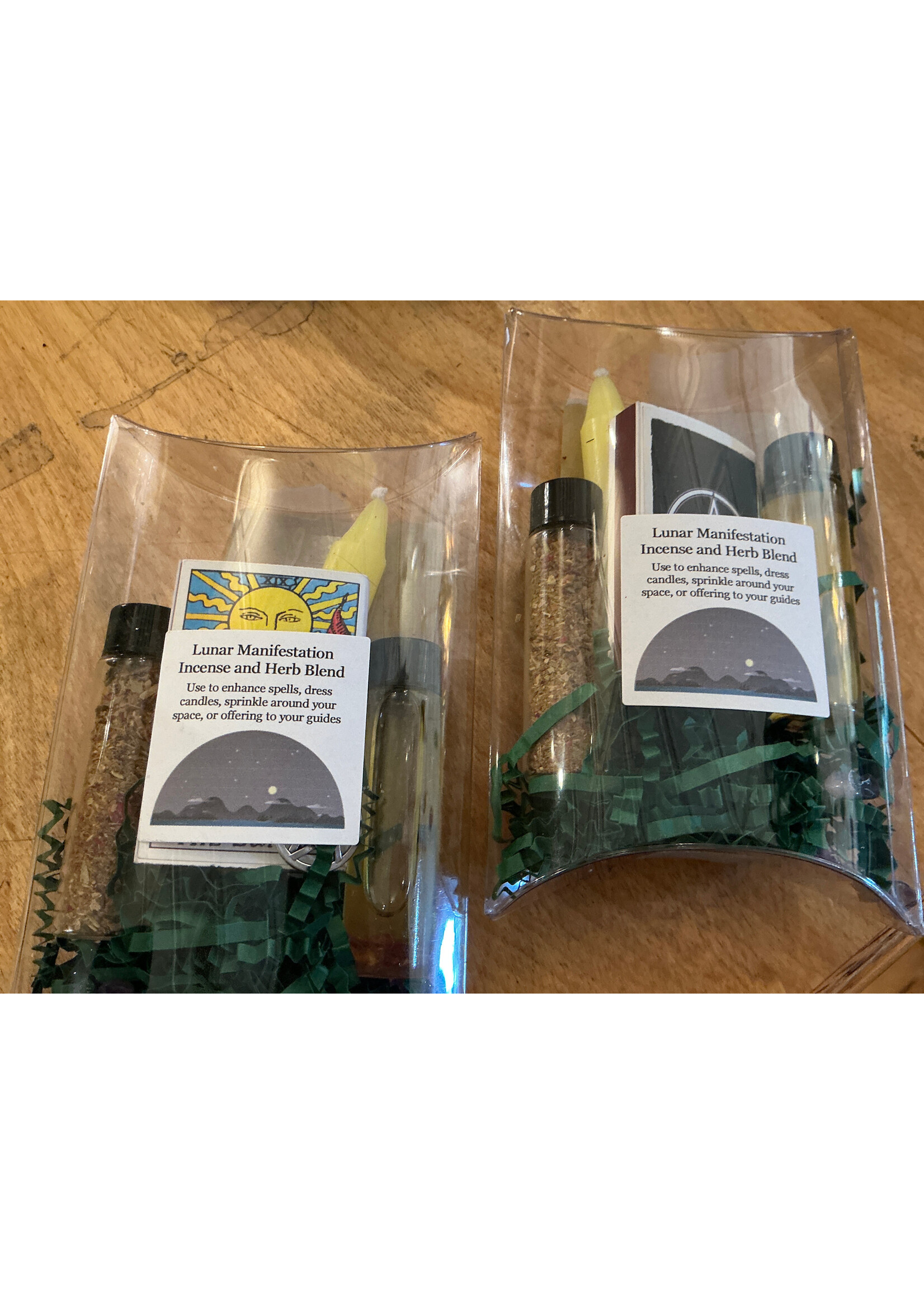 Lunar manifestation kit