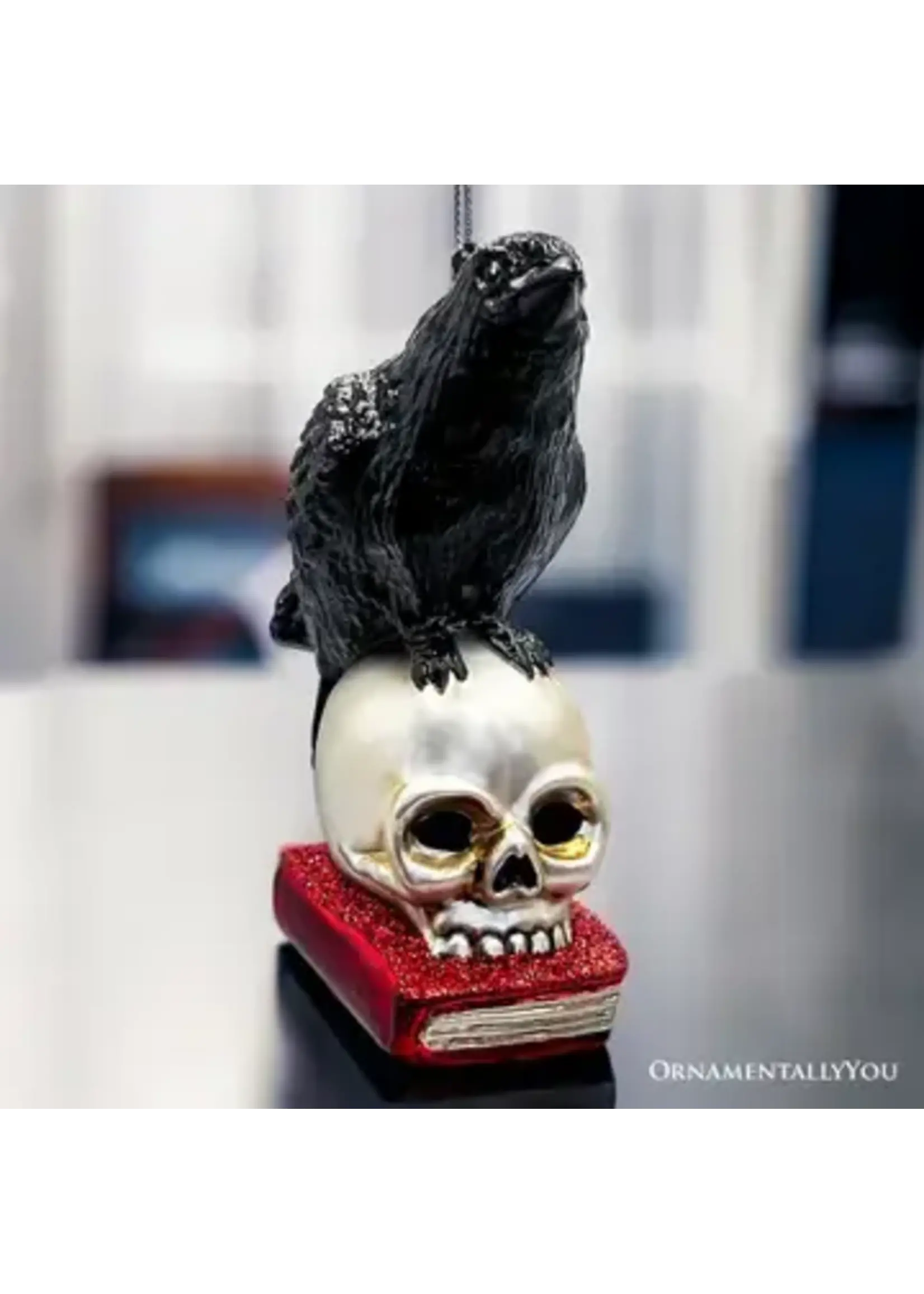 Ornament Raven On Skull and Book Glass G-148