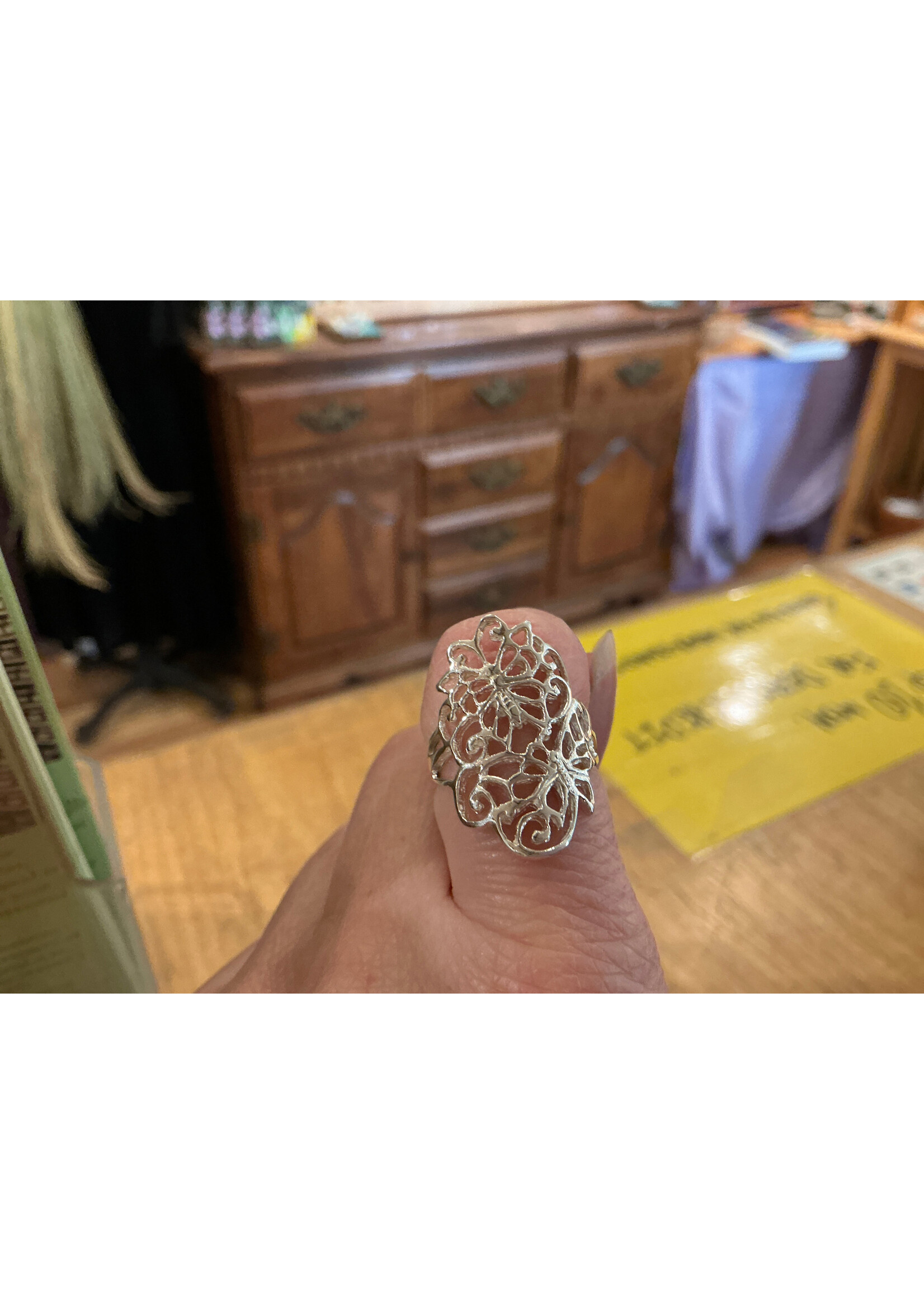 Ring butterfly filigree