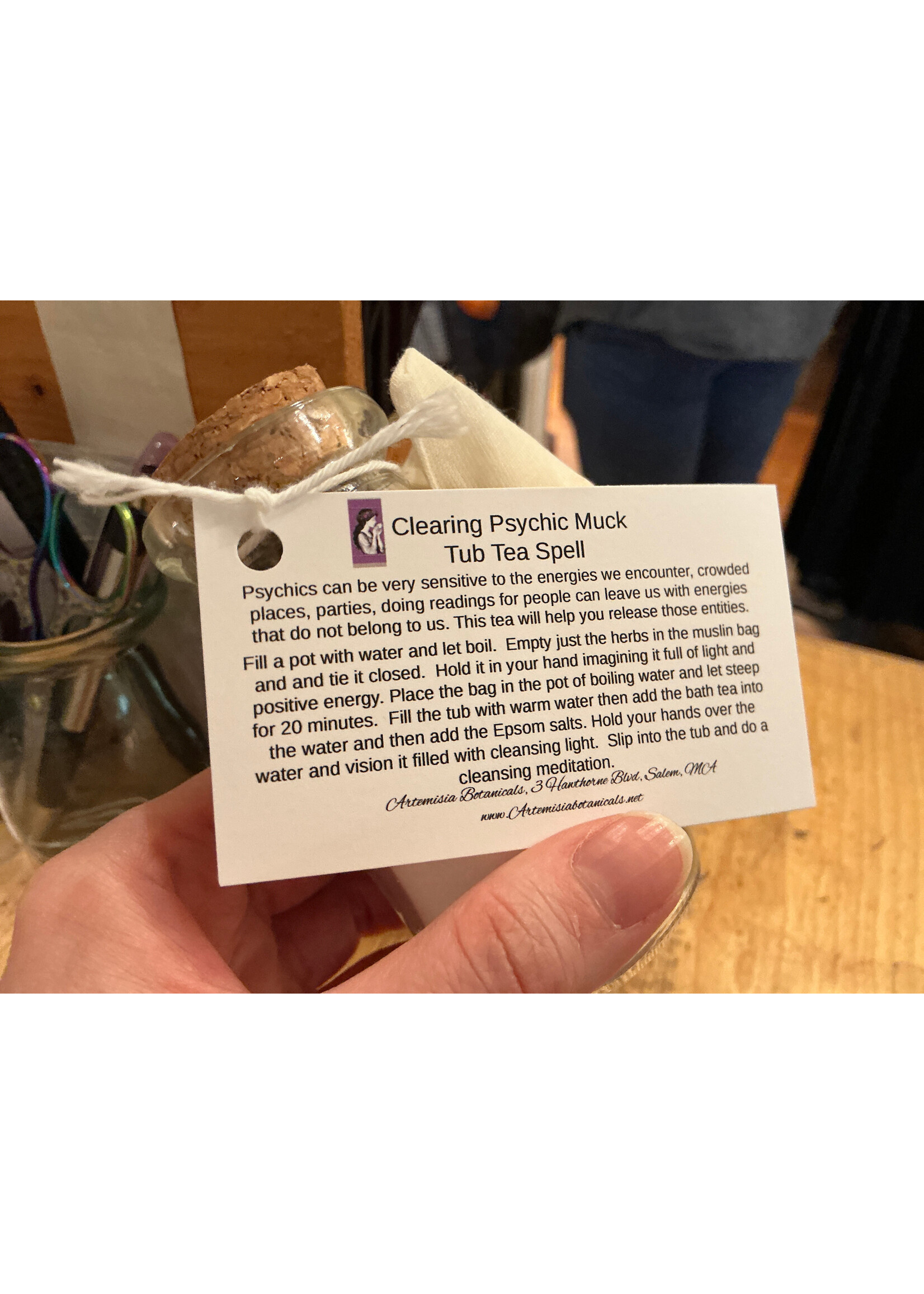 Clearing psychic muck tub tea spell