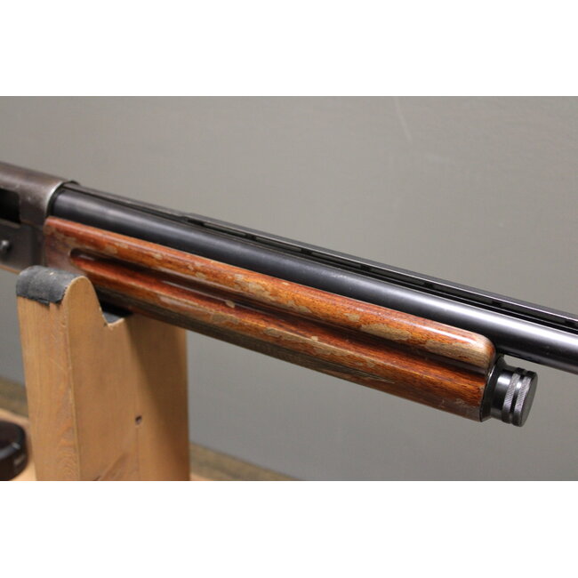 Fusil Browning Auto 5 Semi Auto Calibre 12 Ga Chambré 2 3/4'' Bois-usager