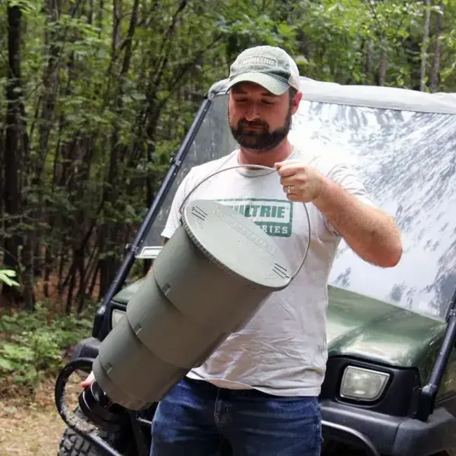 Mangeoire Suspendue Moultrie Tout-En-Un 5 Gallons Avec Minuterie Numérique