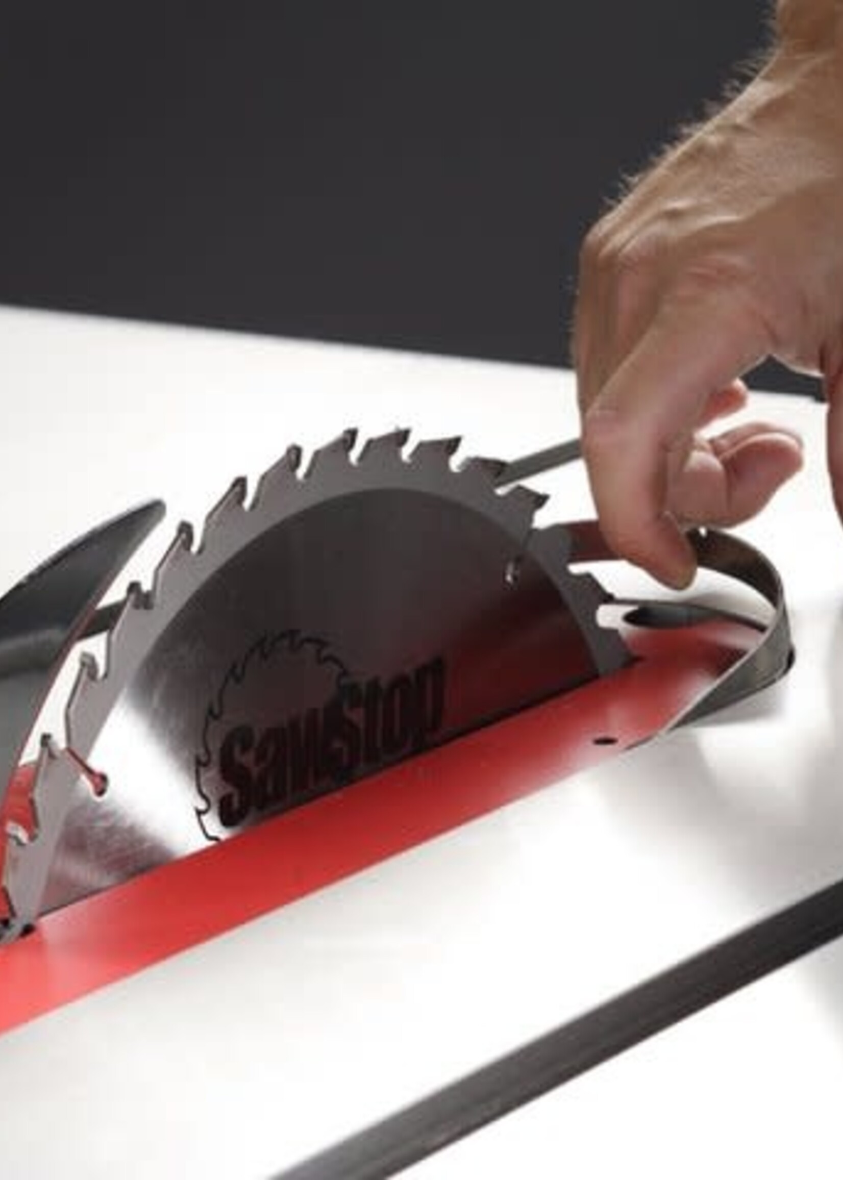 SawStop Sawstop Standard Table Saw Insert With Lock-Down Lever (10″ Blades)