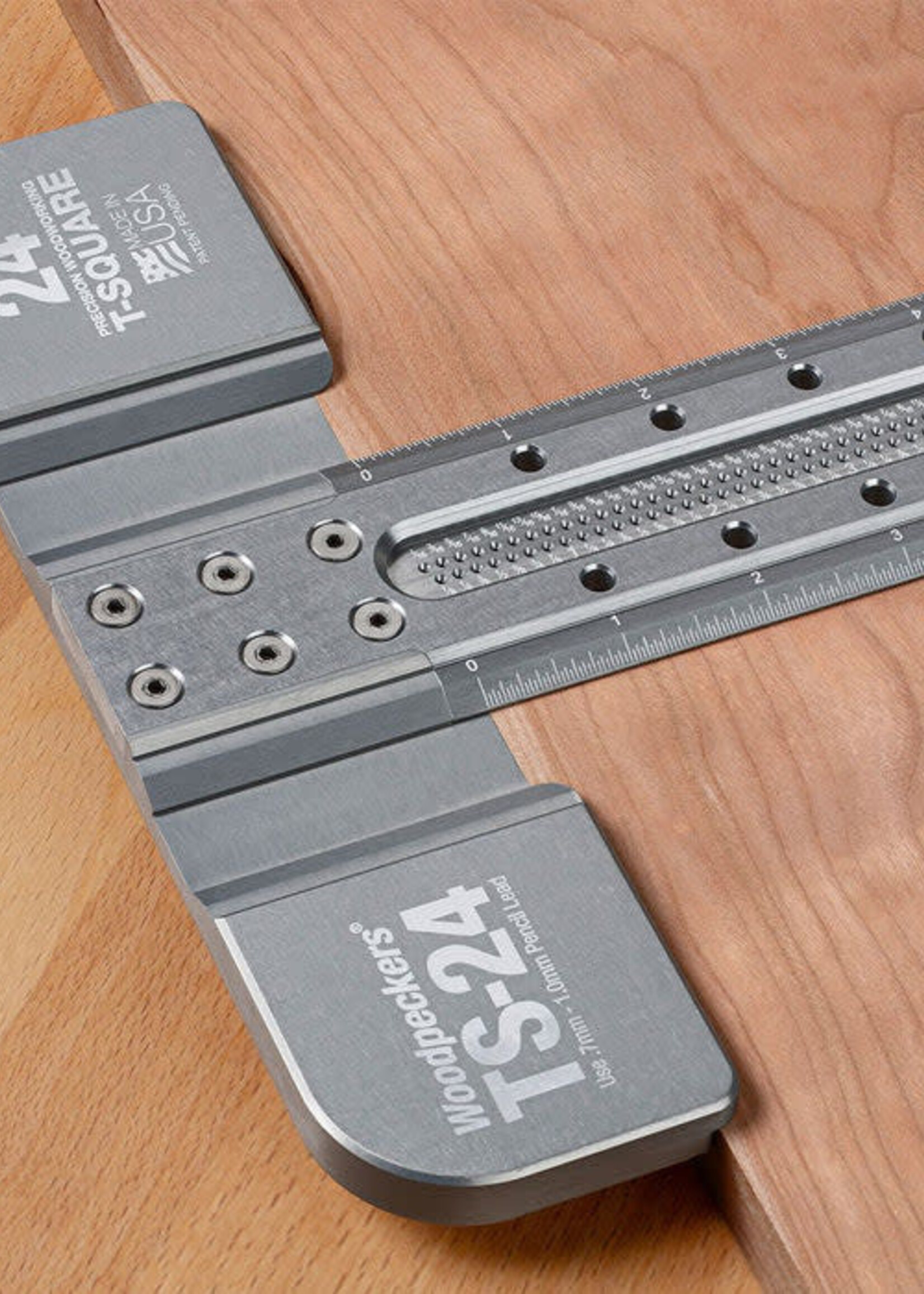 Woodpeckers Woodpeckers Special Edition T-Square Metric 600mm with Rack-It - OneTIME Tool