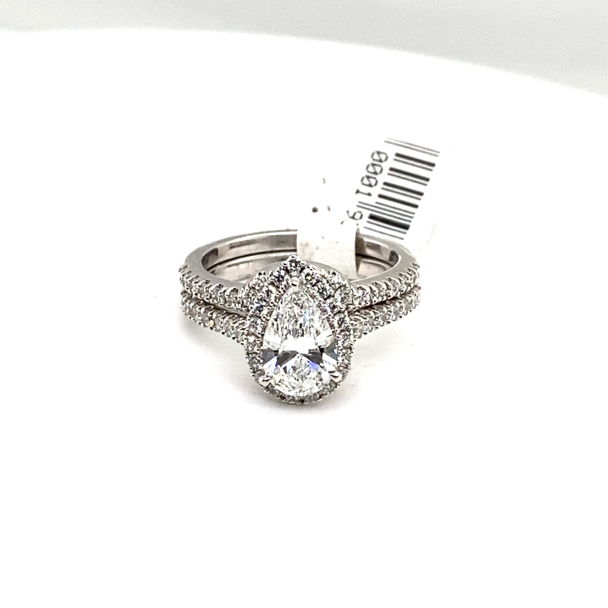 14 KT 2 CARAT LAB GROWN PEAR WEDDING SET 14 KT 2 CARAT LAB GROWN PEAR WEDDING SET