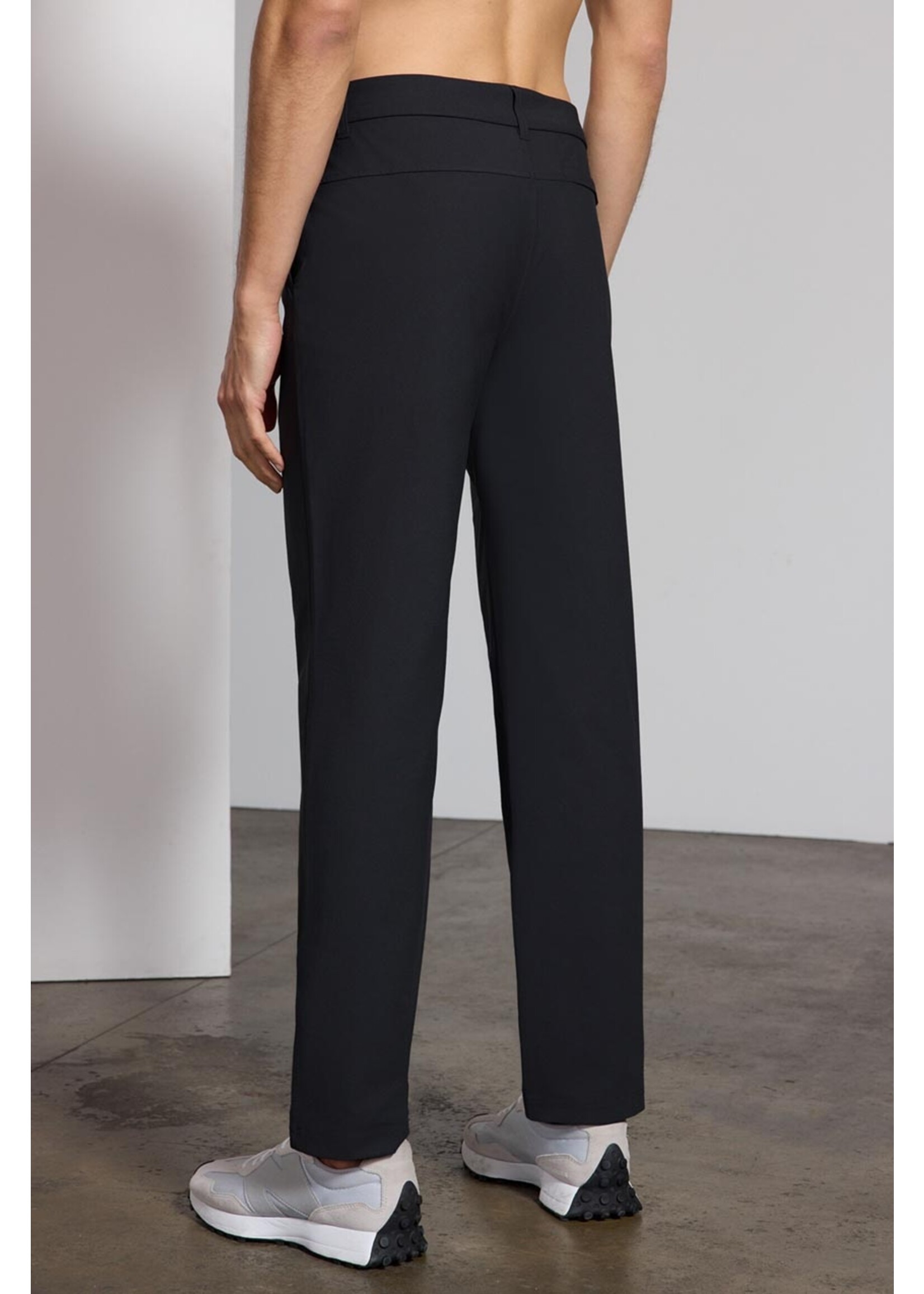 MPG LIMITLESS STRAIGHT LEG CHINO