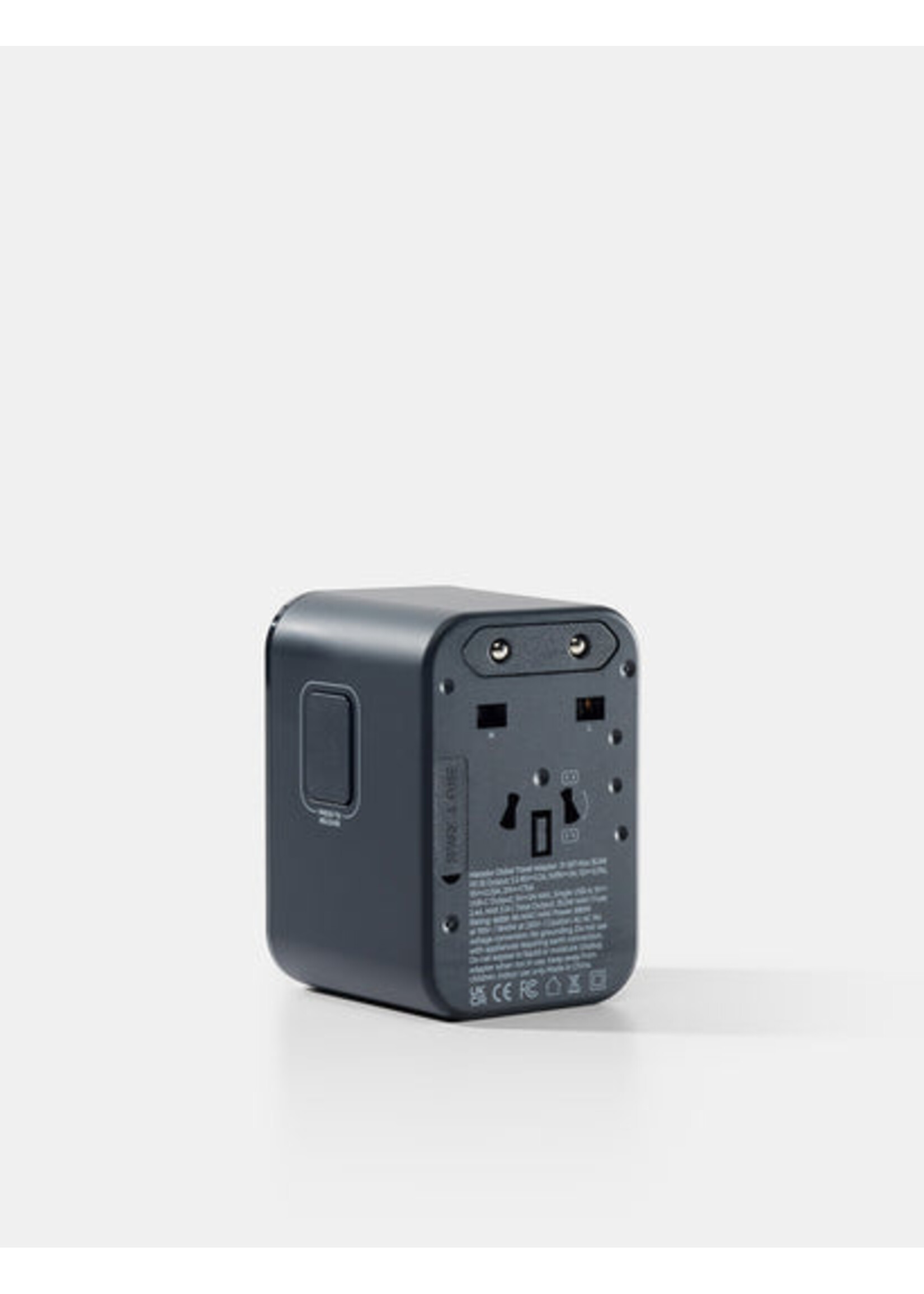 MATADOR GLOBAL TRAVEL ADAPTOR