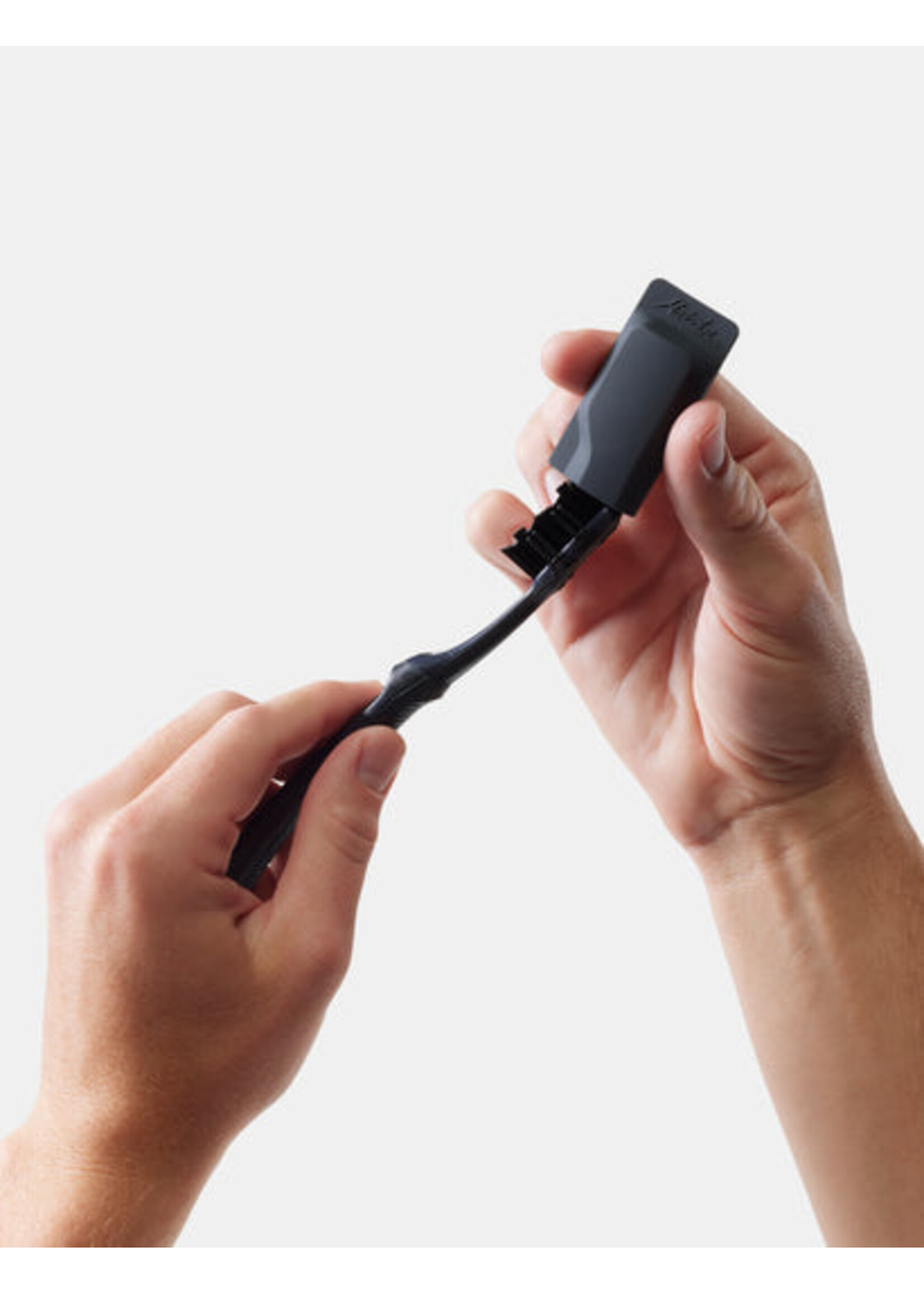 MATADOR TOOTHBRUSH CAPS-CHAR/LT GREY