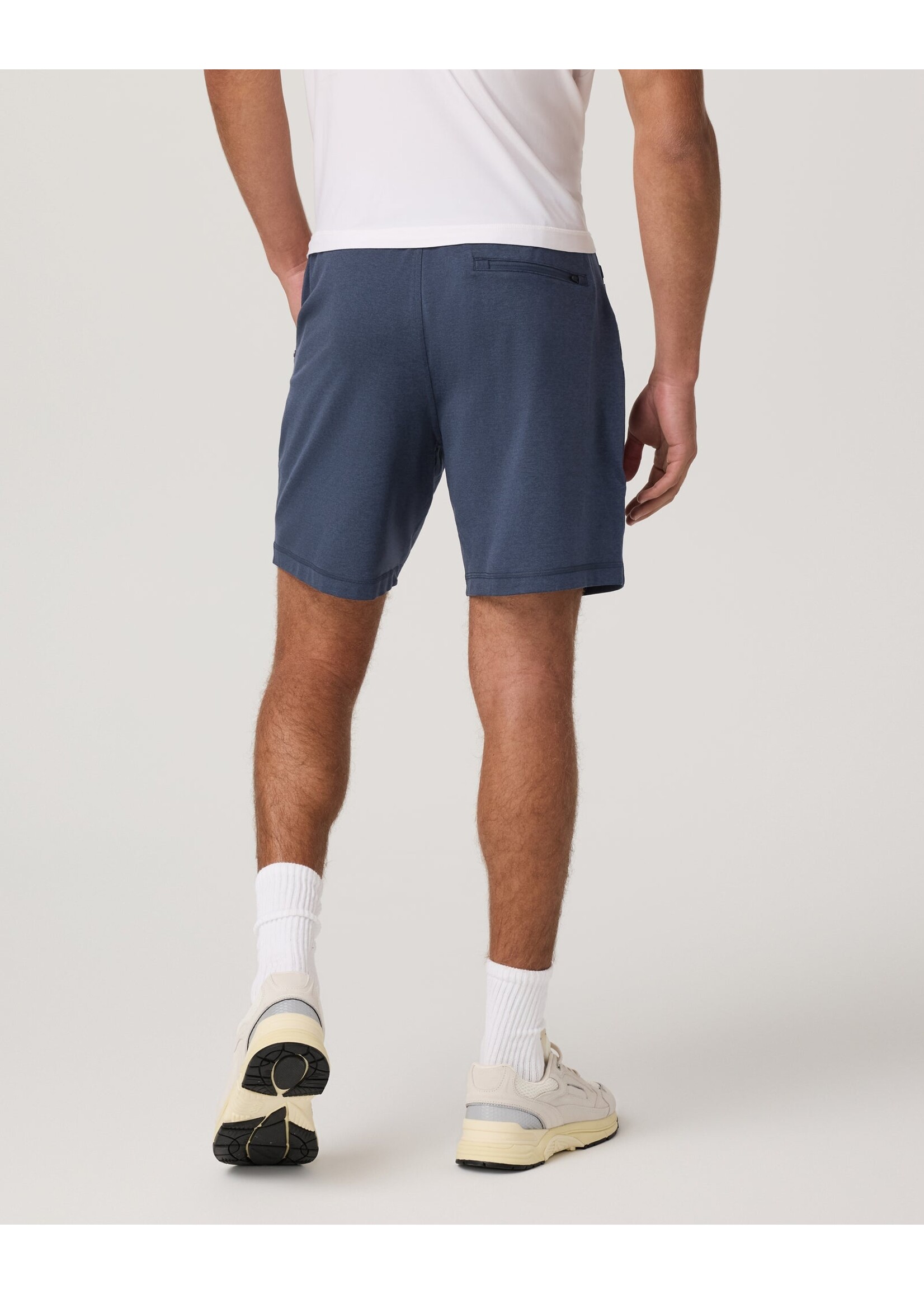 VUORI PONTO PERF SHORT 7"-