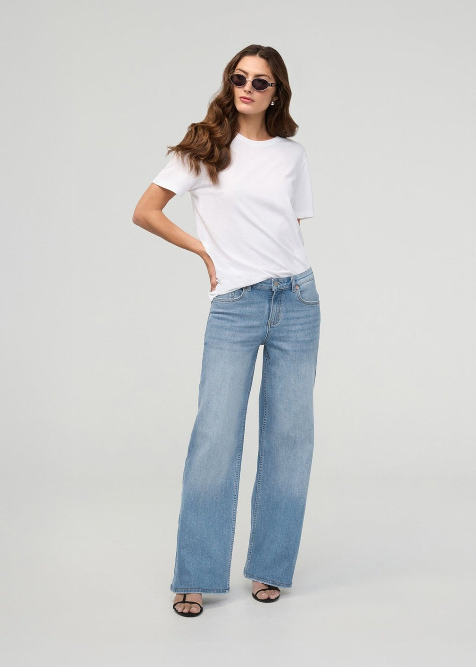 DUER WMS PERFORMANCE DENIM + MID RISE LOOSE STRAIGHT CURRENT-