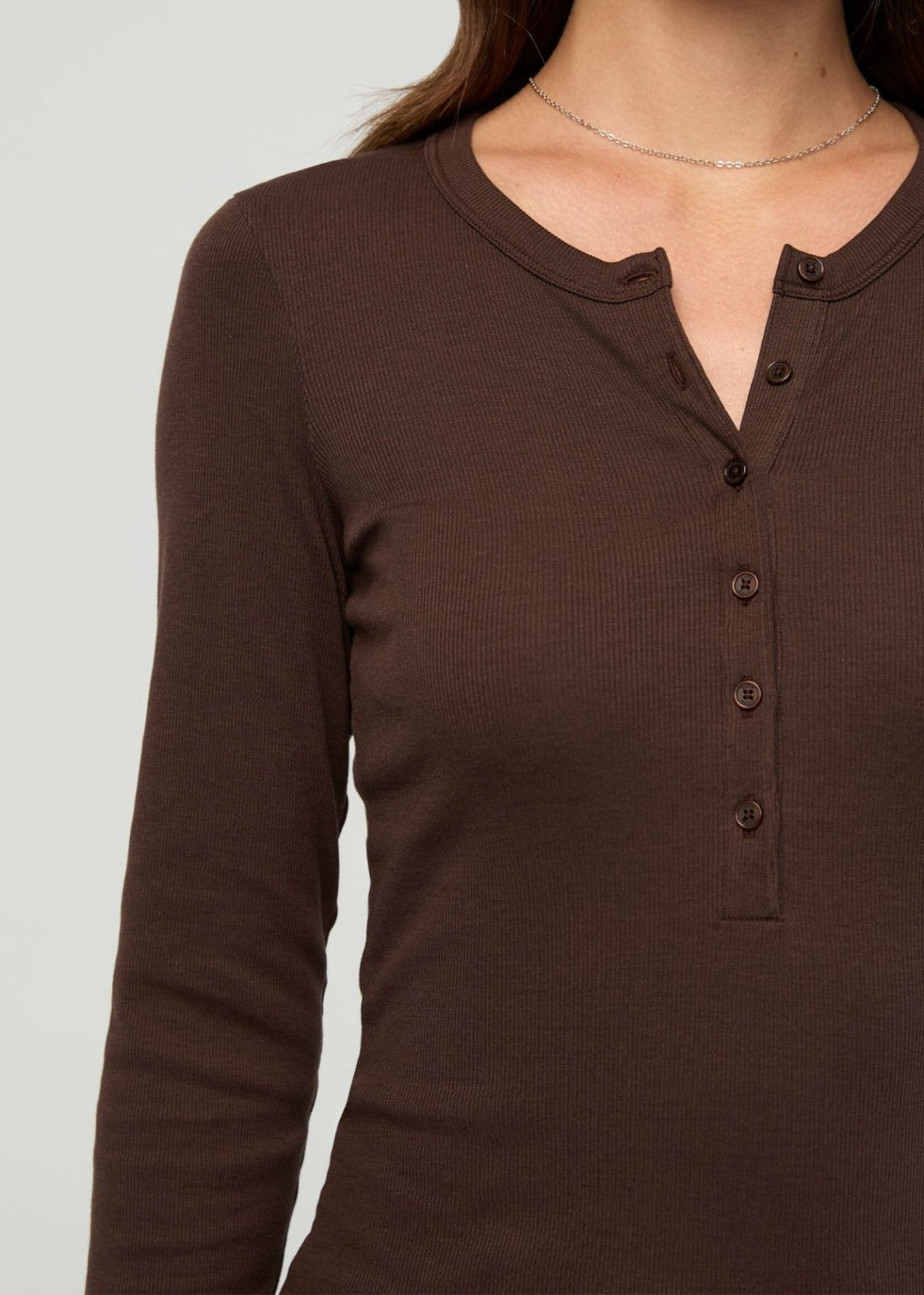 DUER WMS RIBBED PIMA LONG SLEEVE HENLEY-