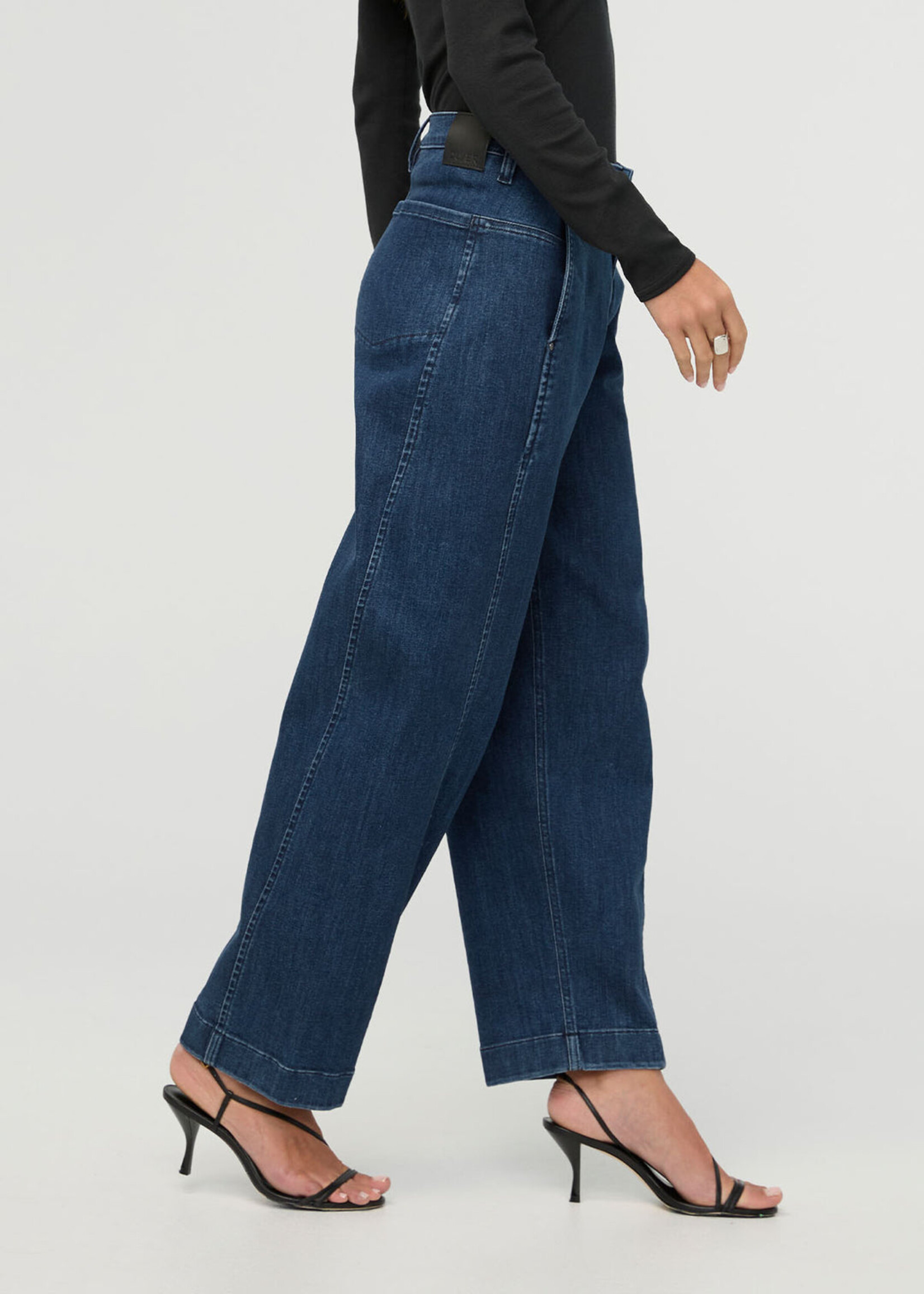 DUER WMS PERF DENIM+ HIGH RISE BARREL