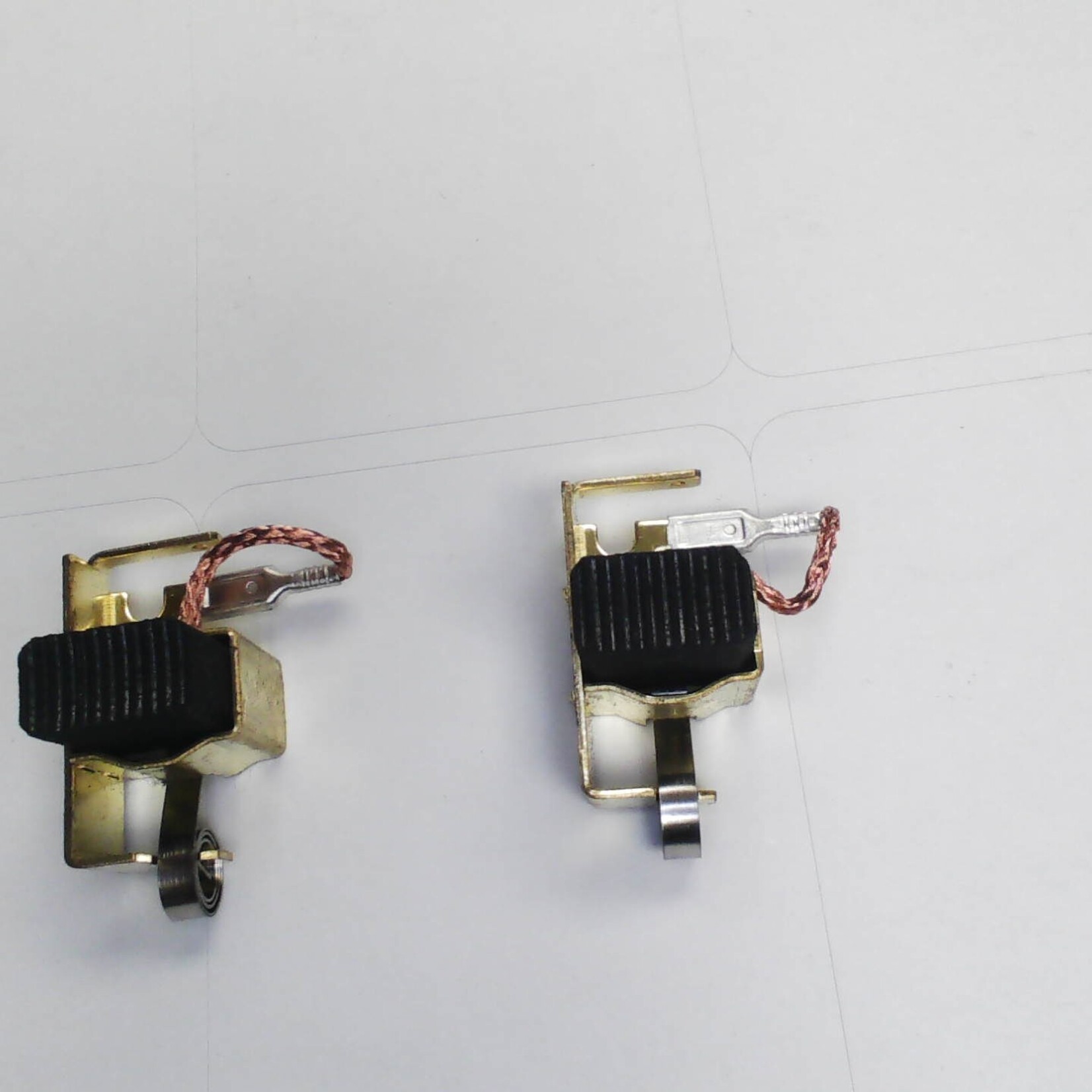 Milwaukee 22-18-2240