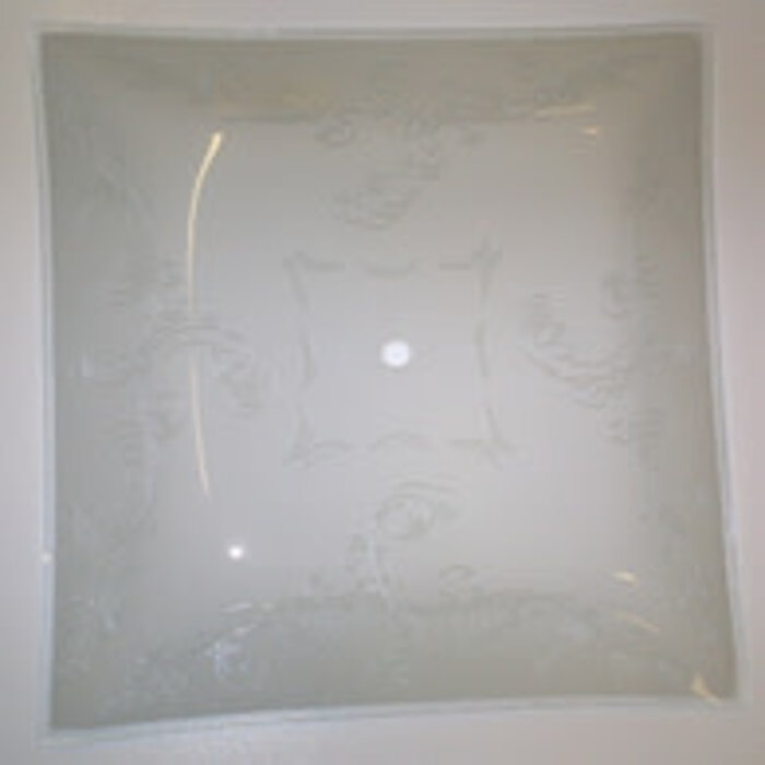 591182 \ SHADE WHT GLASS 12'' SQ W/DESIG