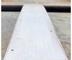 165019 \ CARPET BAR 4 in WIDE X 12 ft