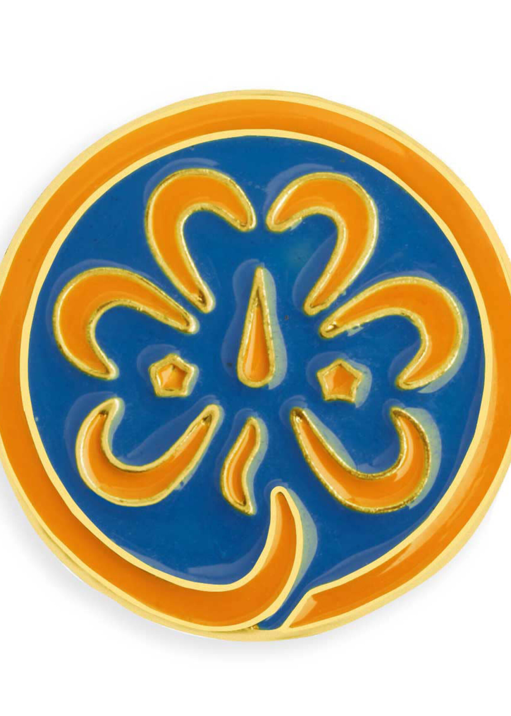WORLD ASSOCIATION PIN -CLUTCHBACK