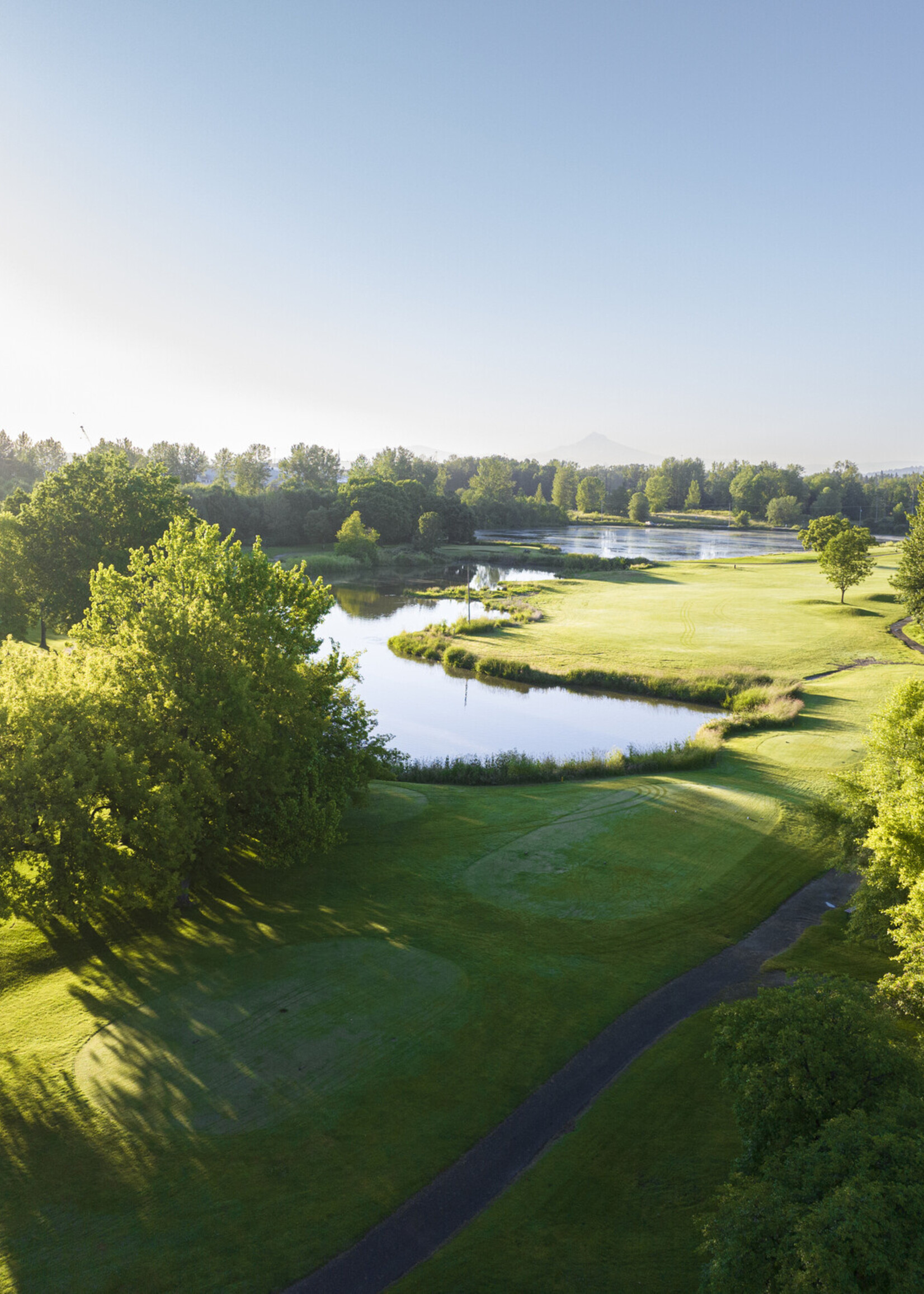 Winter (5) Round Multi-Play Card