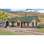 Walthers 9334057 HO Union Pacific-Style Depot Kit