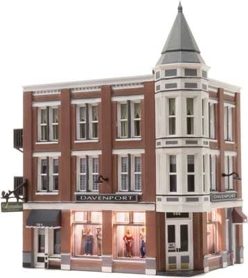 5039 HO Davenport Department Store - Assembled