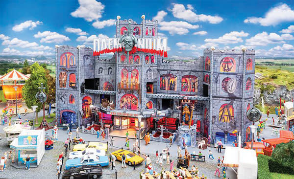 140418 HO Daemonium Ghost Train - Motorized