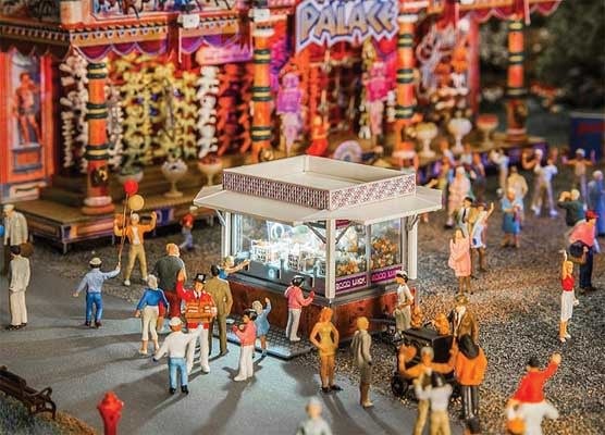 140478 HO Claw Crane Carnival Game Kiosk
