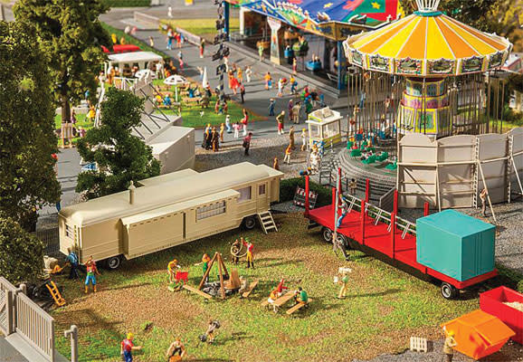 140480 HO Funfair/Circus/Carnival Trailers - Set 1