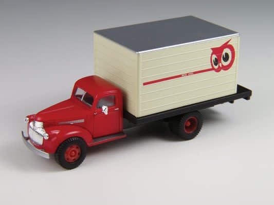 30374 HO 41/46 Red Owl Grocery Delivery Truck