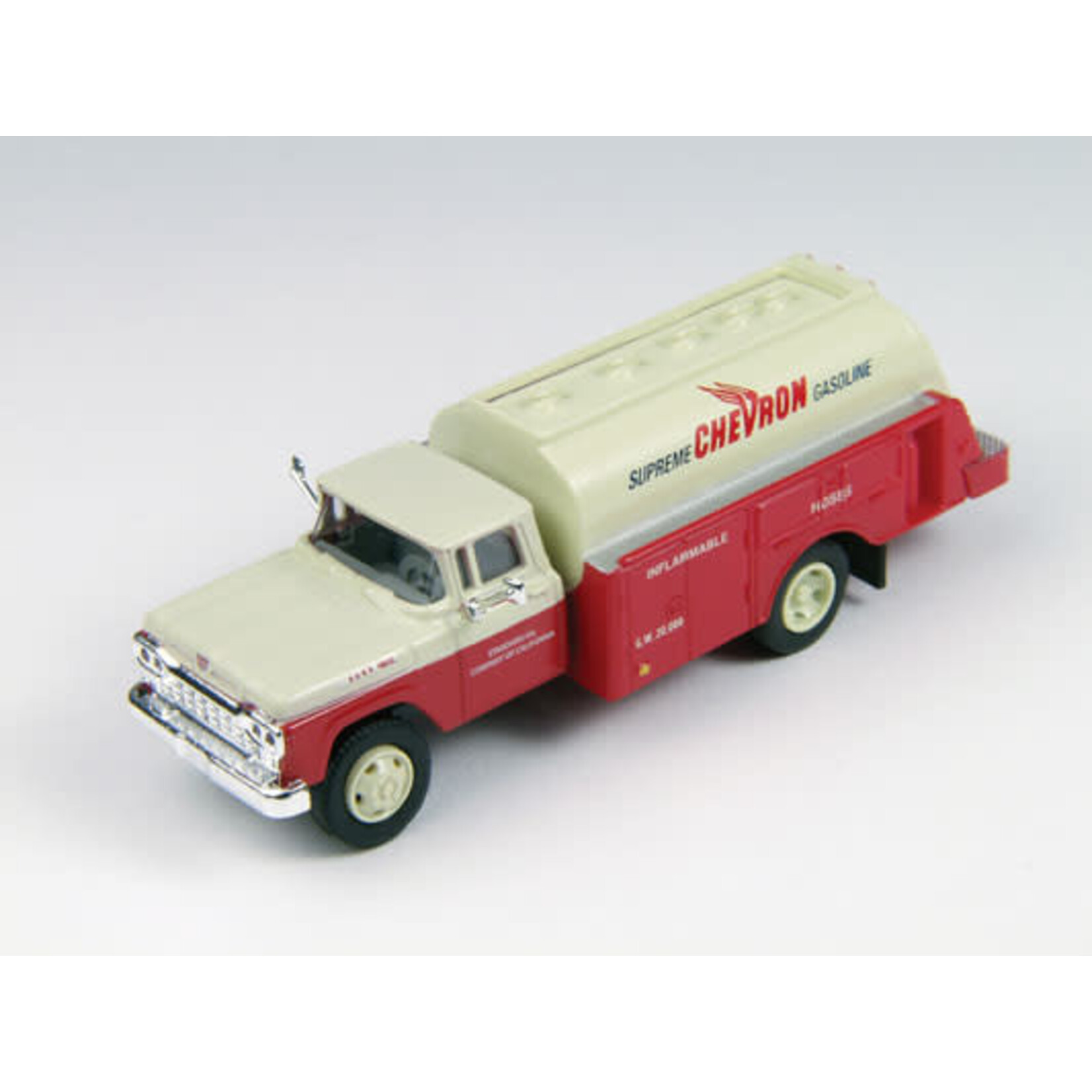 Classic Metal Works 30420 HO 60 FORD CHEVRON TANKER