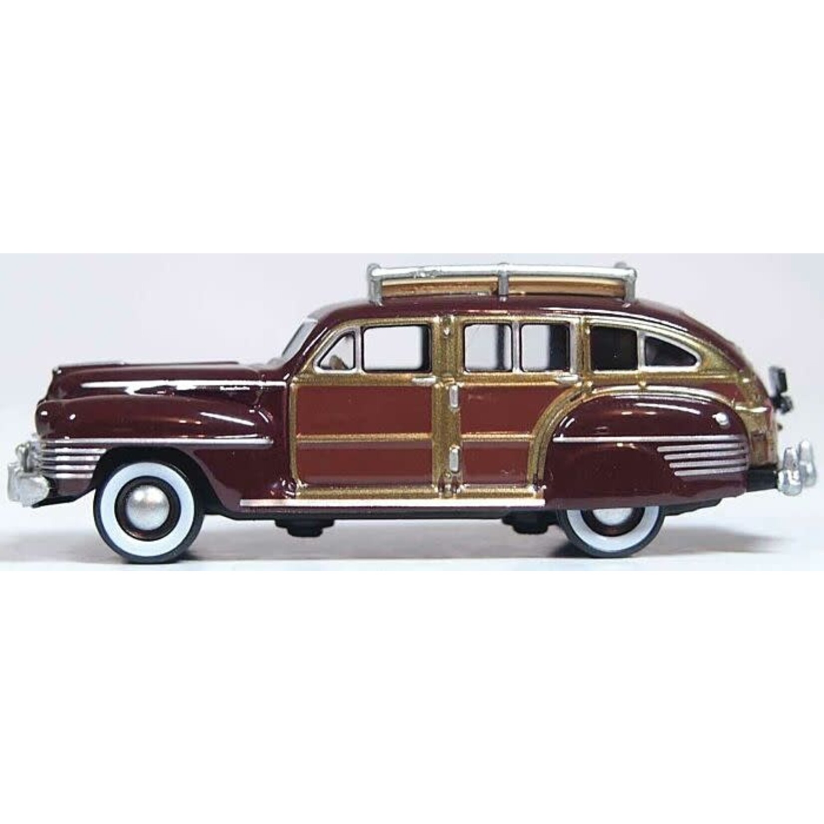 Oxford Diecast 87CB42001 Chrysler Town & Country Woody Wagon 1942 - Maroon