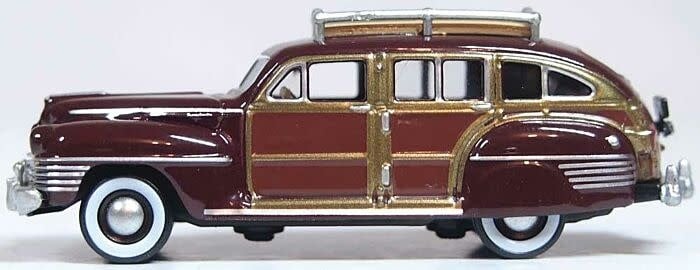 87CB42001 Chrysler Town & Country Woody Wagon 1942 - Maroon