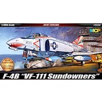 Academy 12232 1:48 F-4B Sundowners VF-111