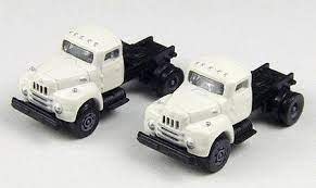 51113 N IH R-190 Tractor, White (2)