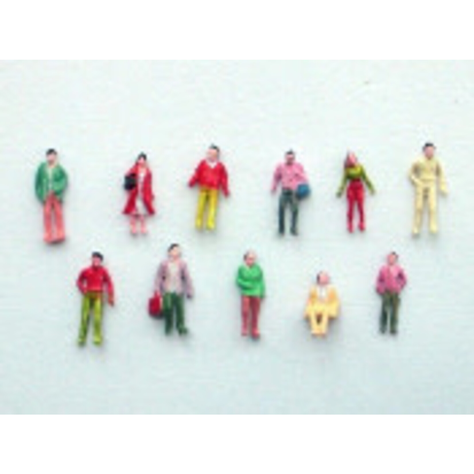 N Scale Economy Figures - 100 Count