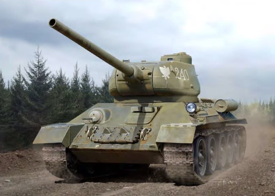 13554 1:35 Russian T34/85 Tank Ural - Chuck's Trains & Hobby