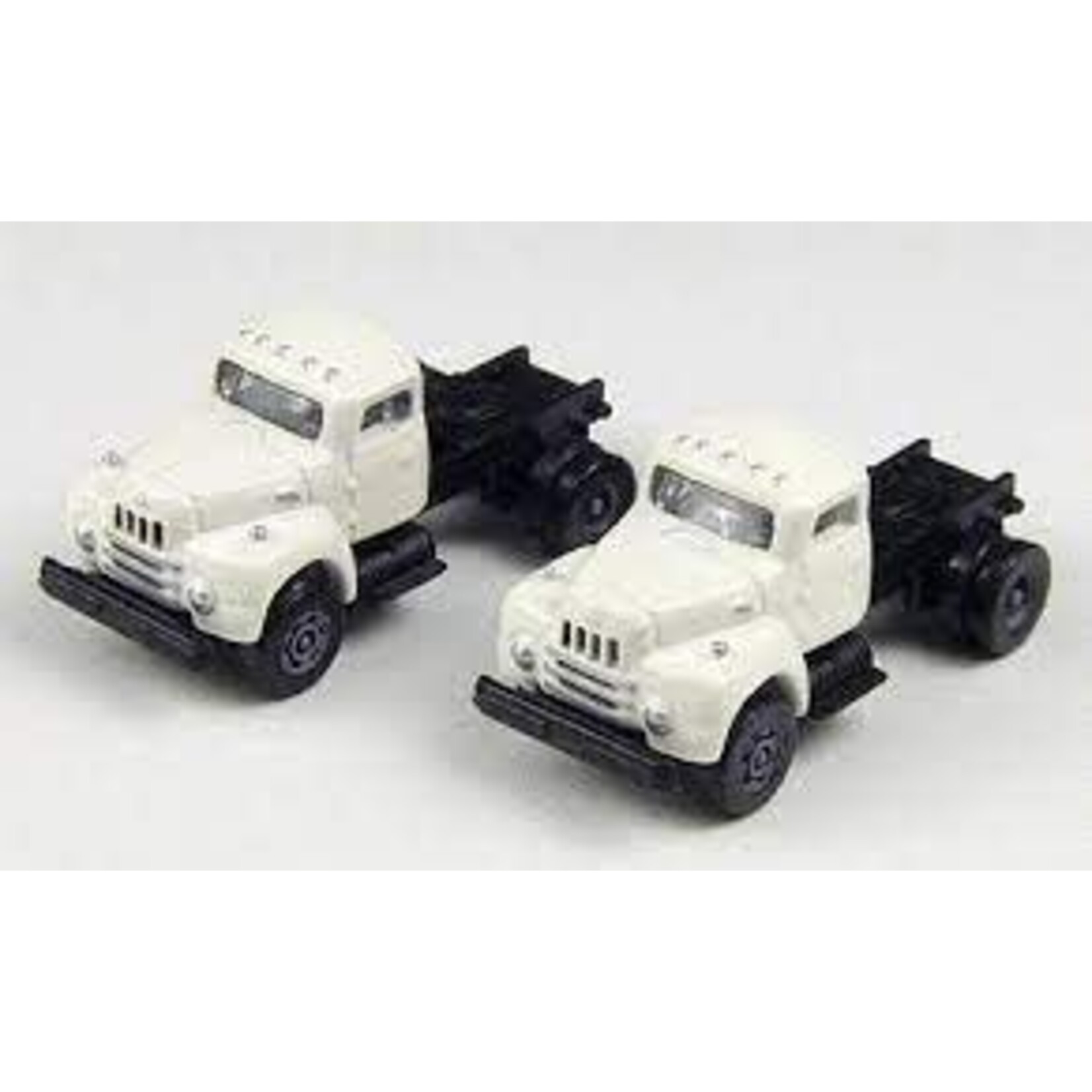 Classic Metal Works 51113 N IH R-190 Tractor, White (2)