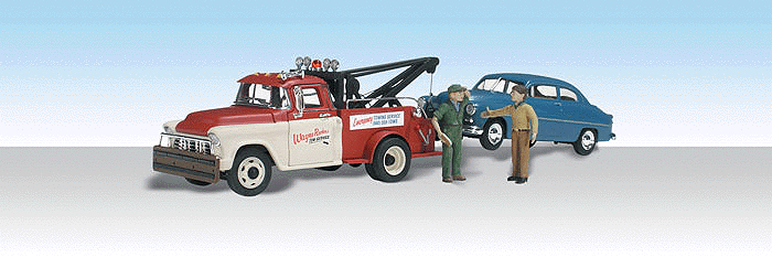 5524 HO Wayne's Wrecker Tow Service AutoScene