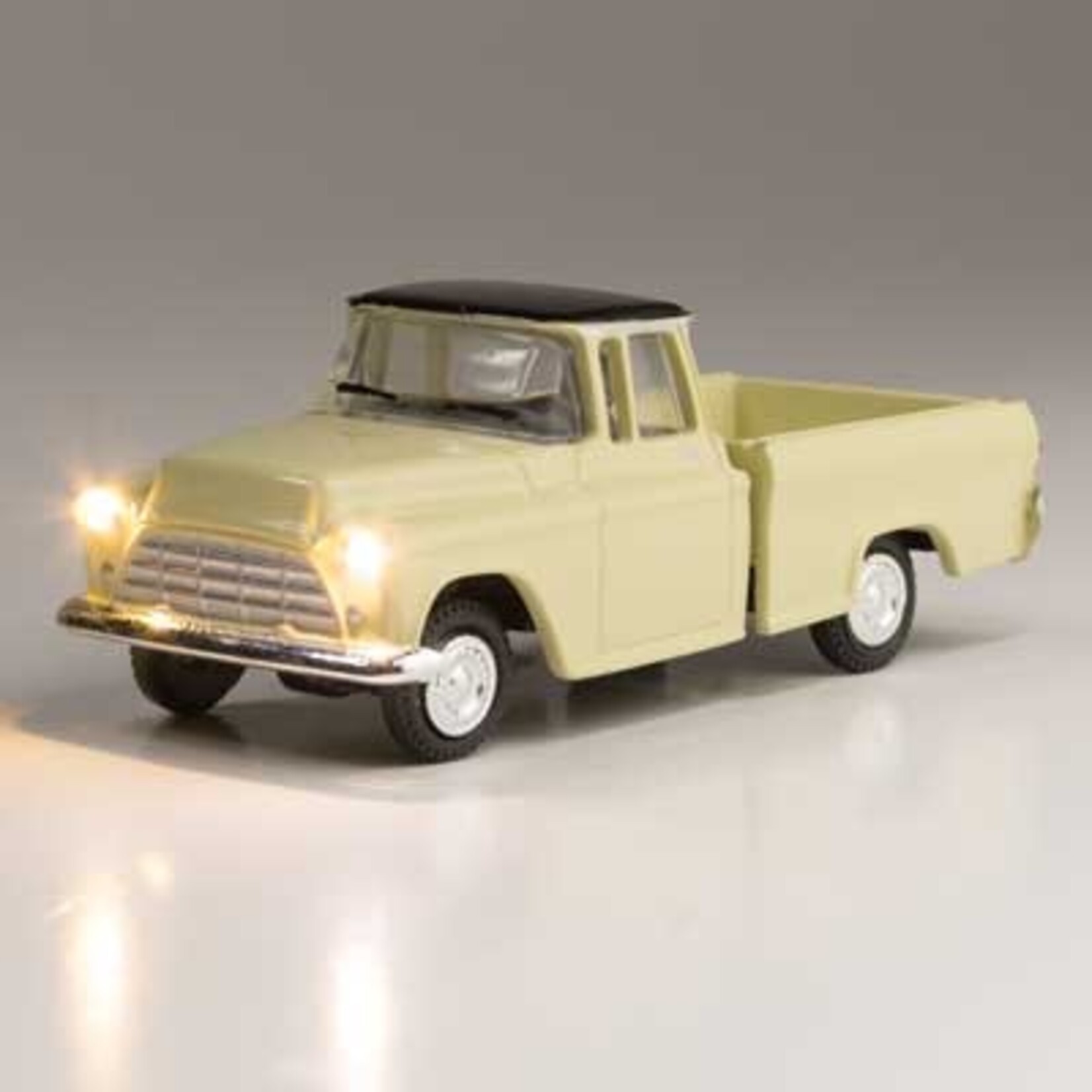 Woodland Scenics 5597 HO Work Truck Lighted