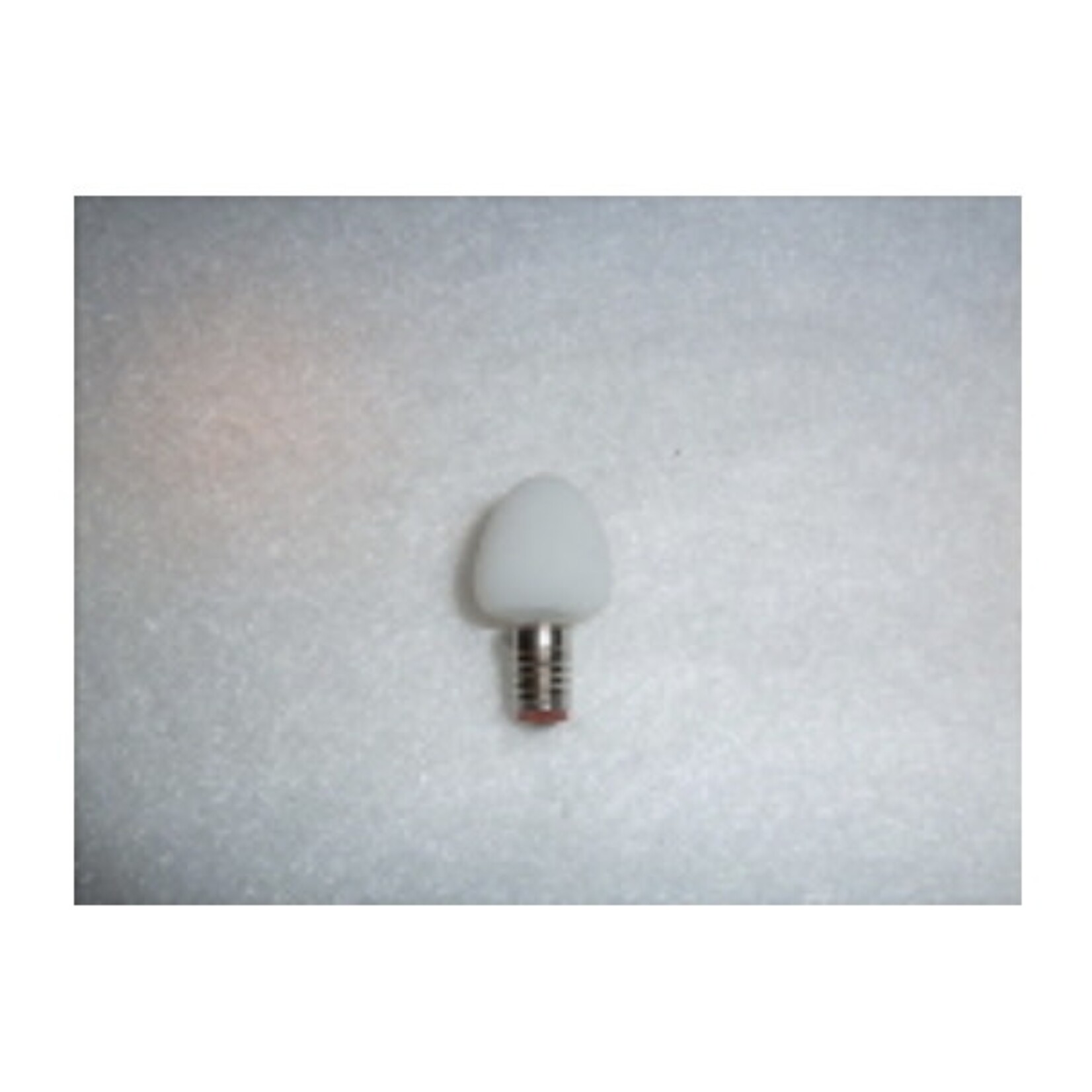 452 WHITE SATIN PEAR SCREW BASE 14V