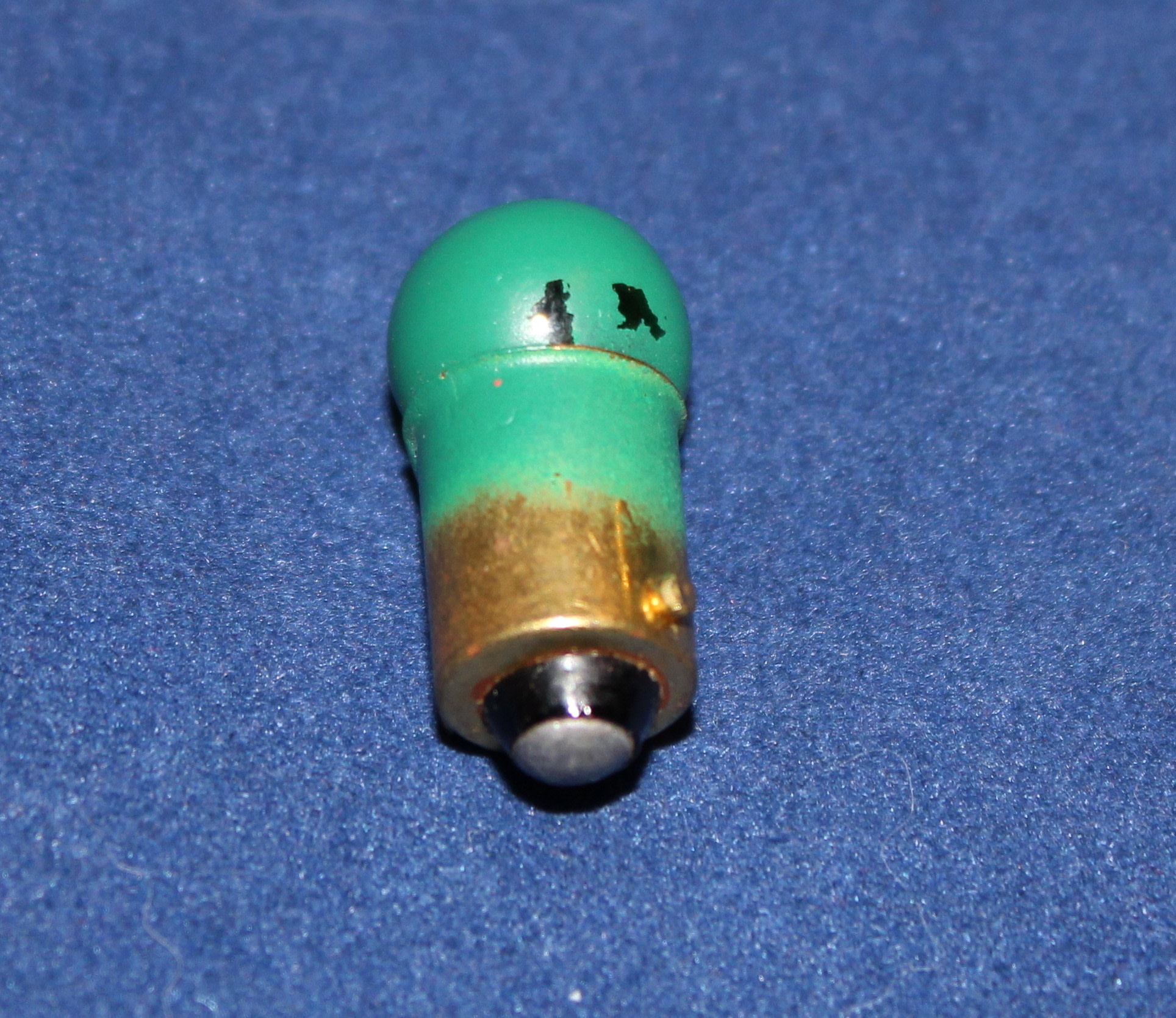 51GP GREEN PAINT BAYONET 6-8V