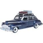 Oxford Diecast 87DS46004 1946-48 DeSoto Suburban with Luggage - Butterfly Blue, Chrystal Gray