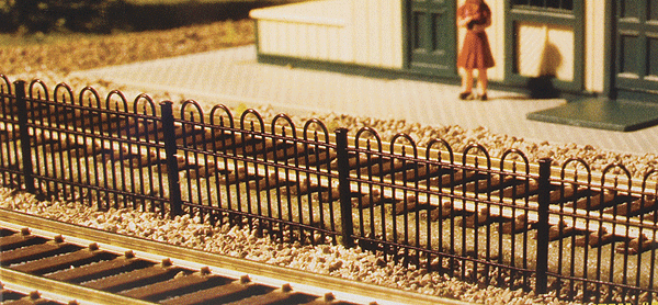 774 HO Hairpin Fence, 35"
