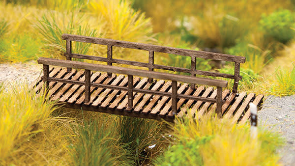9494128 HO Foot Bridge