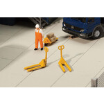 Walthers 9494144 HO Pallet Jacks Kit - pkg(4)